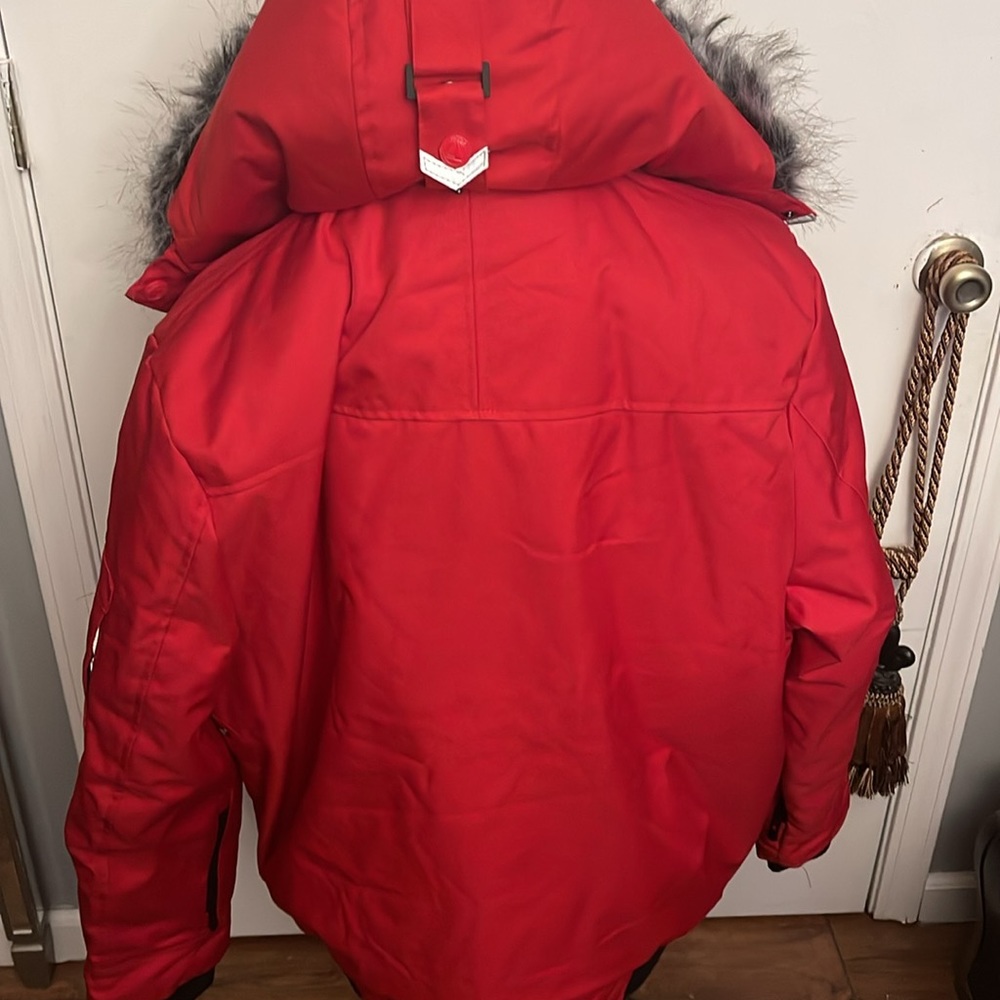 Coat - Picture 5 of 12